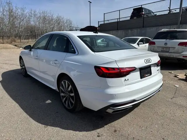 2023 Audi A4 Sedan Komfort - Photo 4
