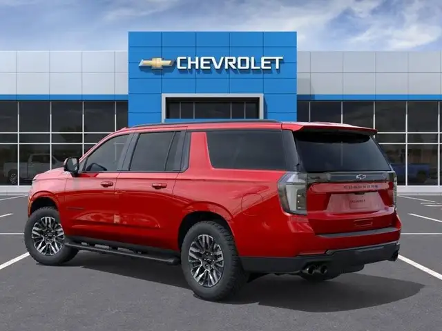 2026 Chevrolet Suburban Z71 - Photo 3