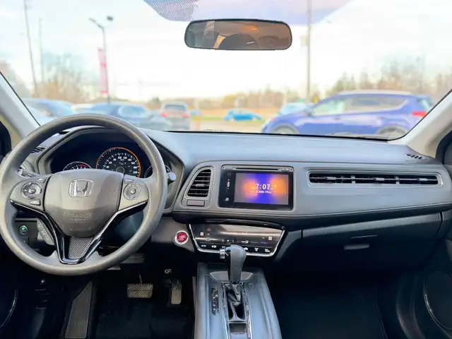 2017 Honda HR-V 2WD 4dr CVT EX - Photo 18