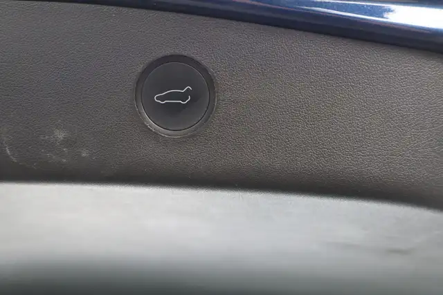 2022 Tesla Model 3 - Photo 28