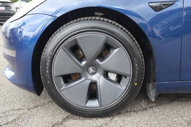 2022 Tesla Model 3 - Photo 29