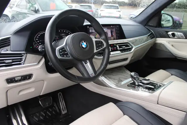 2019 BMW X7 - Photo 9