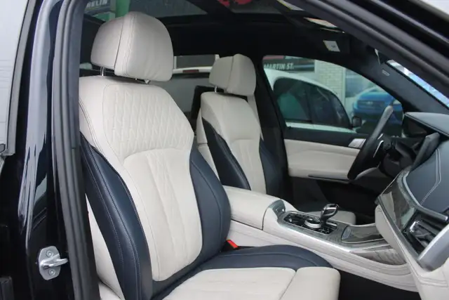 2019 BMW X7 - Photo 14