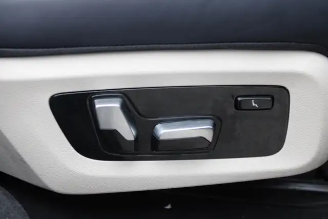 2019 BMW X7 - Photo 22