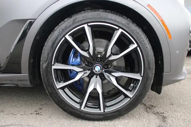 2019 BMW X7 - Photo 38