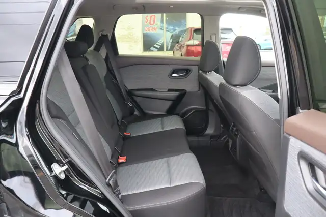 2023 Nissan Rogue - Photo 20