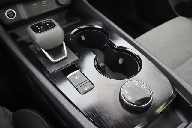 2023 Nissan Rogue - Photo 25
