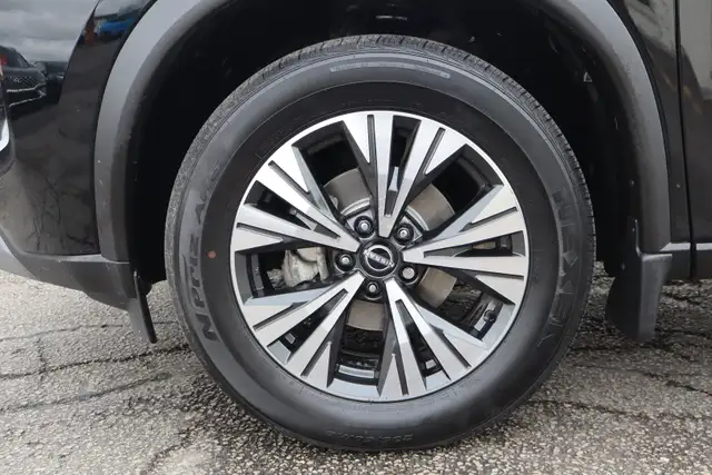 2023 Nissan Rogue - Photo 28