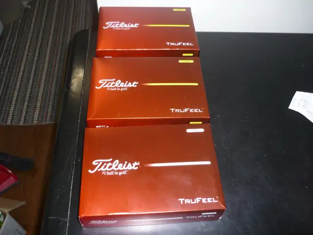 Titleist / Pinnacle Golf Balls 5 Boxes New / Not Used $80.00 - Photo 3