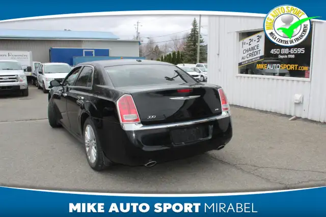 2012 Chrysler 300 Berline 4 portes, V6, Limited, traction intégr - Photo 3