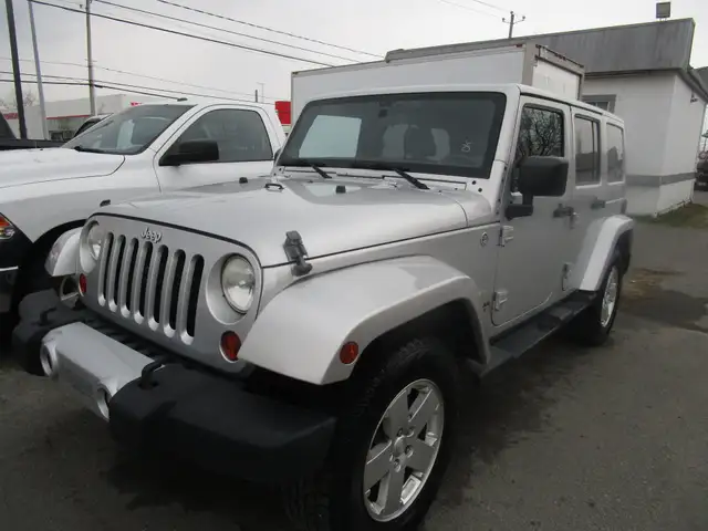 Jeep Wrangler Unlimited 4WD 4dr Sahara 2 TOIT 139000KM INSPECTE