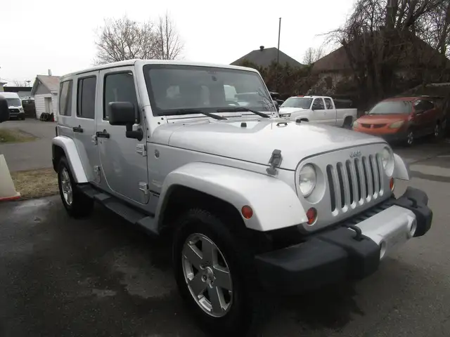 Jeep Wrangler Unlimited 4WD 4dr Sahara 2 TOIT 139000KM INSPECTE - Photo 13