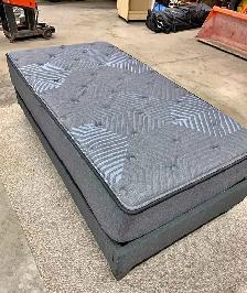 Shop Comfortable and Brand New Mattresses in All Sizes: Single,