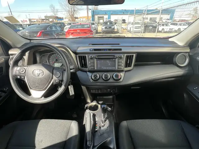 2015 Toyota RAV4 LE AWD | Remote Start | Heated Seats - Photo 14
