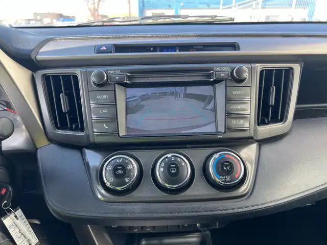 2015 Toyota RAV4 LE AWD | Remote Start | Heated Seats - Photo 29