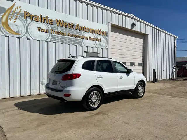 2009 Hyundai Santa Fe AWD GLS | No Accident | 2nd Set of Tires - Photo 5
