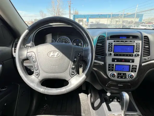 2009 Hyundai Santa Fe AWD GLS | No Accident | 2nd Set of Tires - Photo 12