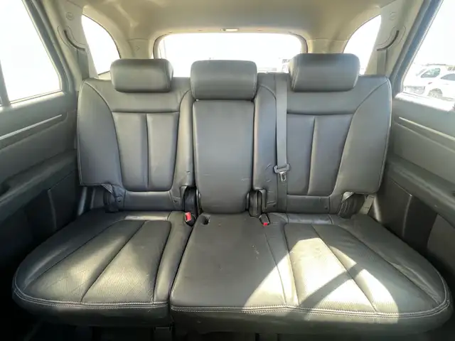 2009 Hyundai Santa Fe AWD GLS | No Accident | 2nd Set of Tires - Photo 19