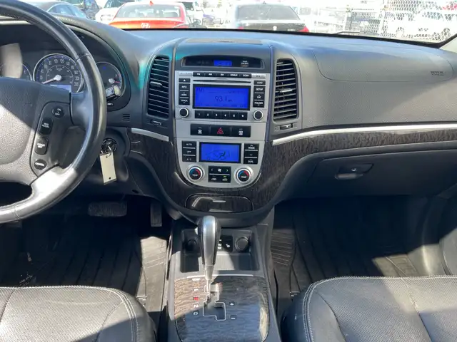 2009 Hyundai Santa Fe AWD GLS | No Accident | 2nd Set of Tires - Photo 26