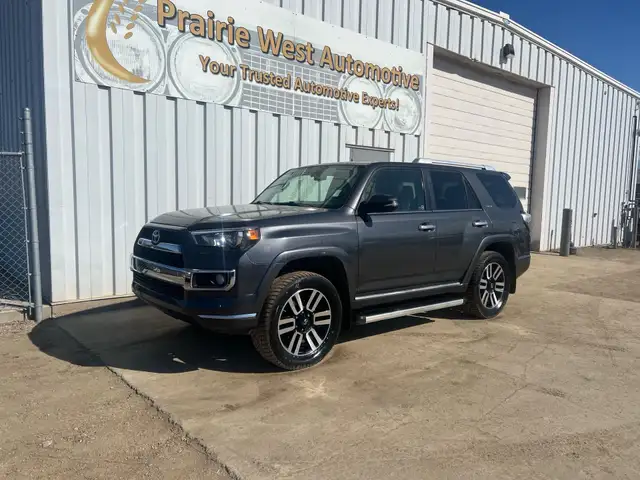 2016 Toyota 4Runner SR5 4WD | Sunroof | Reverse Camera - Photo 9