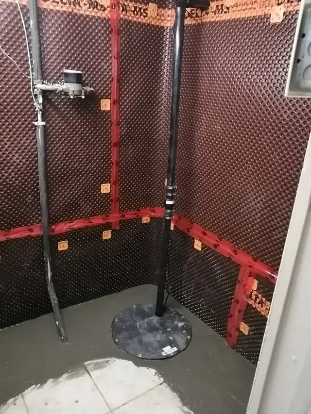CLOGG TOILET SINK ROUGH IN WASHROOM SUMP PUMP ISSUE WATERPROOFIN - Photo 10