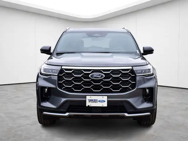 2026 Ford Explorer Platinum - Photo 3