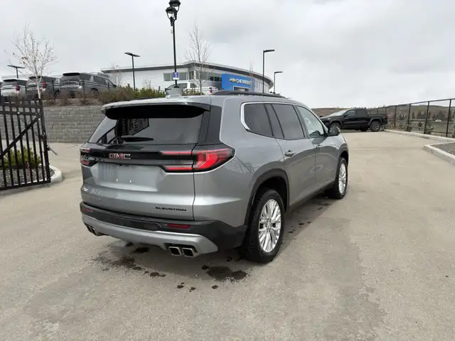 2024 GMC Acadia Elevation - Photo 5