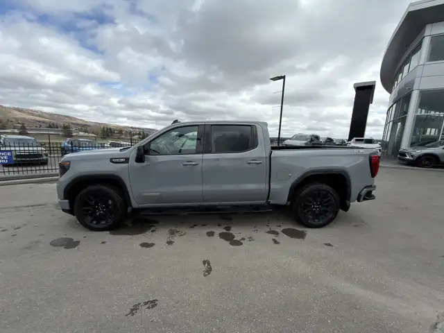 2024 GMC Sierra 1500 Elevation - Photo 2