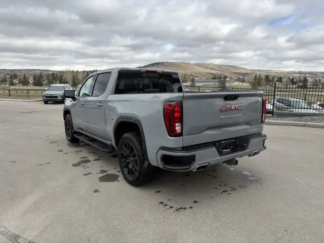 2024 GMC Sierra 1500 Elevation - Photo 3