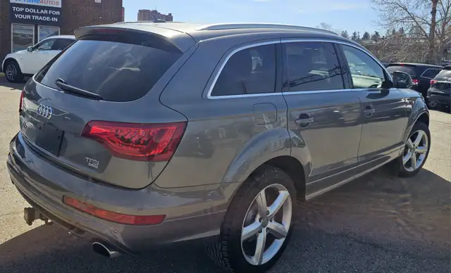 This Sport Utility Vehicle (SUV)/Multi-Purpose Vehicle (MPV) pow - Photo 9