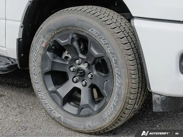 2026 Ram 1500 Black Express | Bucket Seats | Crew Cab 5'7 Box - Photo 9