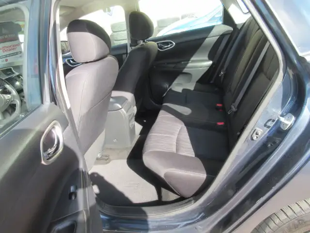 2018 Nissan Sentra S - Photo 12