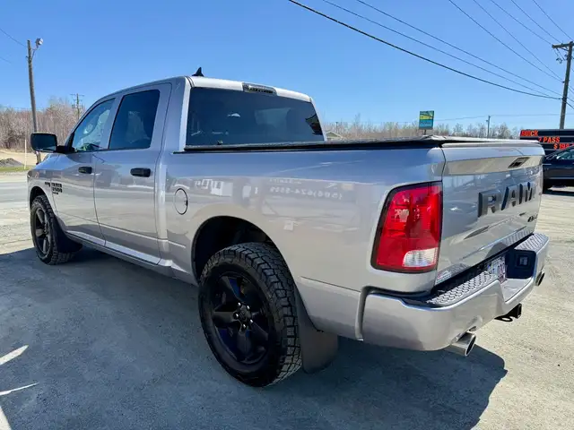 2019 Ram 1500 Classic CERTIFIED! DUAL EXHAUST! CREW CAB! 4X4! V8 - Photo 5
