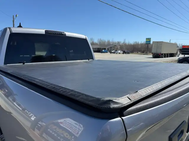 2019 Ram 1500 Classic CERTIFIED! DUAL EXHAUST! CREW CAB! 4X4! V8 - Photo 14