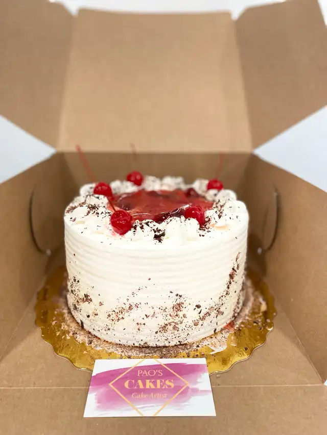 Milton Bakery Classic Vanilla Cake - Photo 8