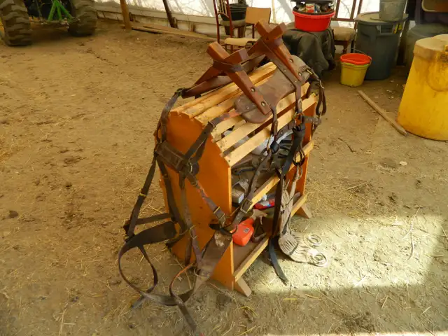 pack  saddles - Photo 2