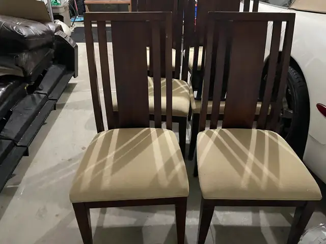Dining room table with 6 chairs and insert - Photo 7