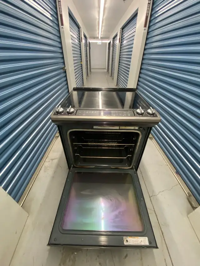 GLASS TOP ELECTRIC STOVE