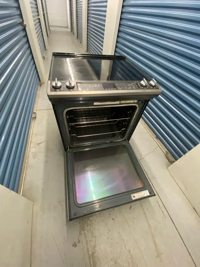 GLASS TOP ELECTRIC STOVE - Photo 5