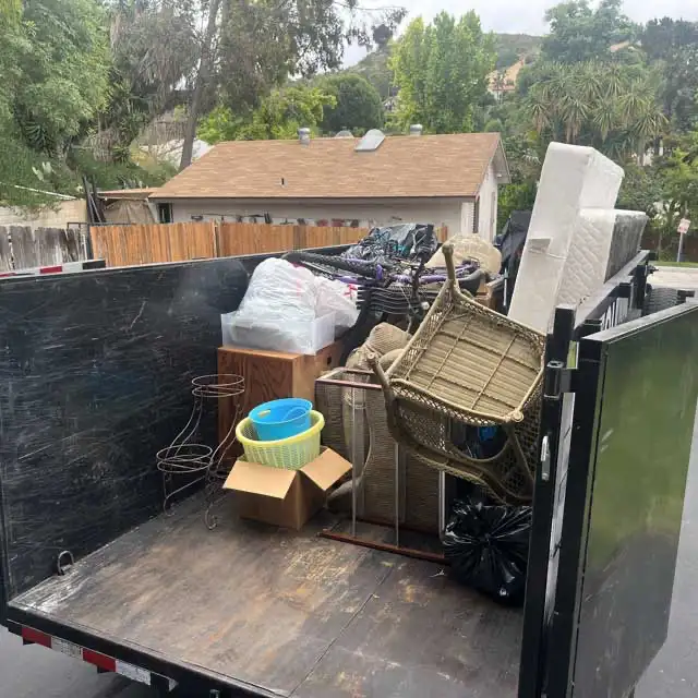 Junk Removal & Home Moving – Fast, Reliable & Free Quotes. - Photo 2
