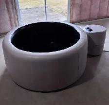 Premium Softub Hot Tub – Like New – Fully Equipped - $3500