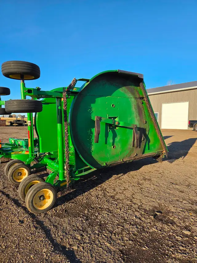 John Deere Industrial Mower - Photo 2