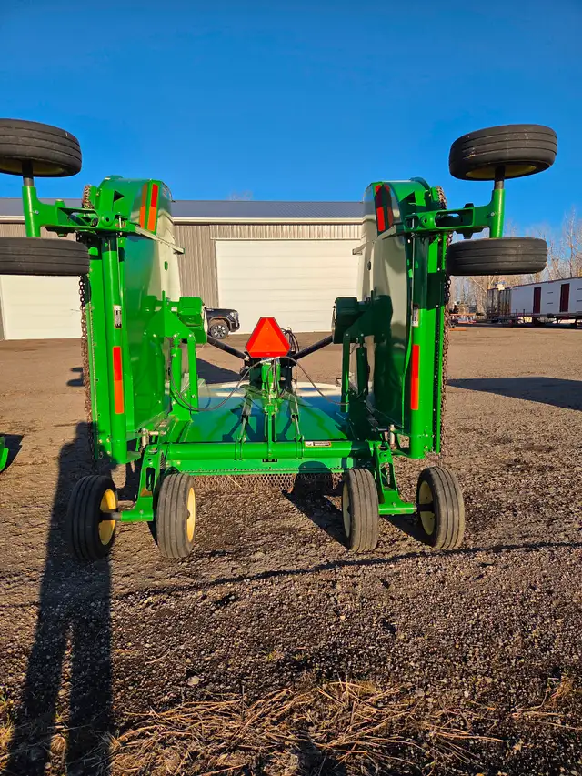 John Deere Industrial Mower - Photo 3
