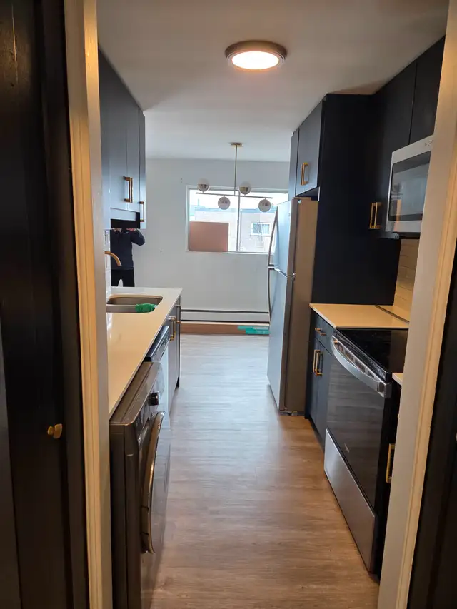 Modern 2-Bedroom Apartment for Rent in Kitchener! - Photo 2
