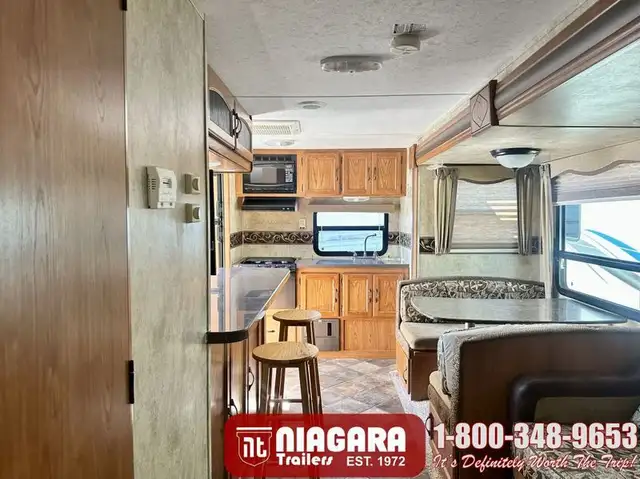 2012 KEYSTONE SPRINTER 255RKS Travel Trailer - Photo 8