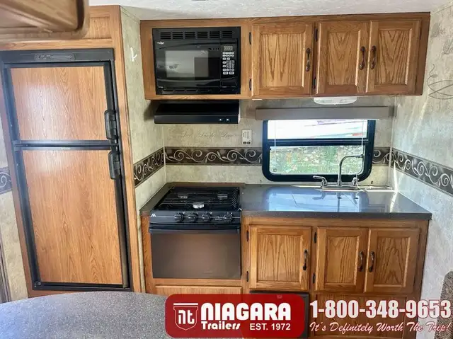 2012 KEYSTONE SPRINTER 255RKS Travel Trailer - Photo 15