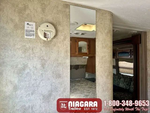 2012 KEYSTONE SPRINTER 255RKS Travel Trailer - Photo 23