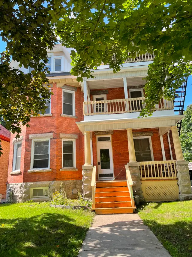 Gem on the Glebe avenues - July 1 - 2 bed bsmt