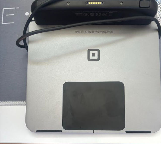 Square POS - Card reader & Stand Register $500.00 - Photo 3
