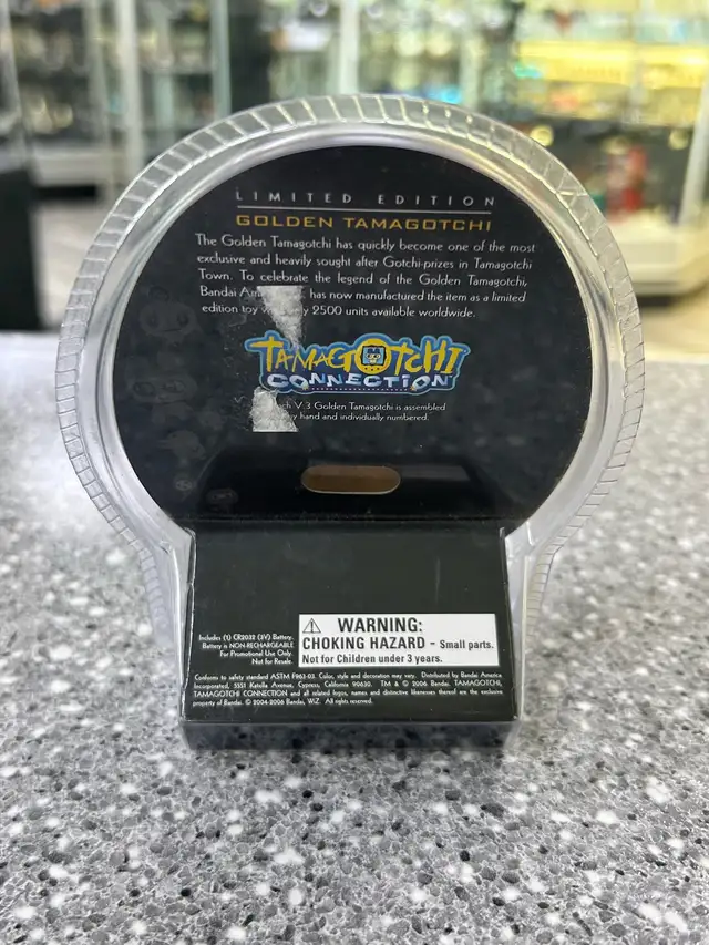 Tamagotchi Connection V3 Golden Limited Edition Sealed - Photo 3